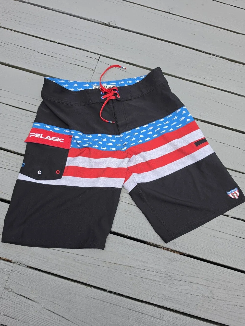 Pelagic Ridgemont Board Swim Surf Fishing Shorts USA 34
